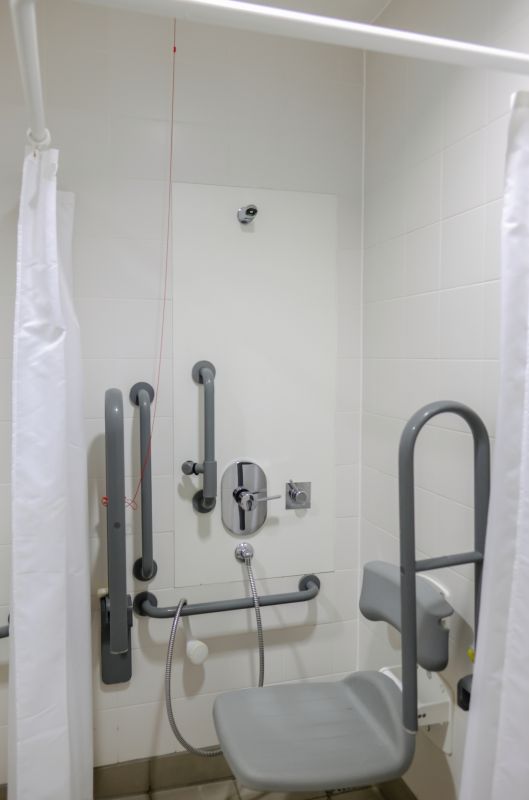 Compact Shower with Corner Seat